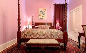 R&b Bed And Breakfast New Orleans